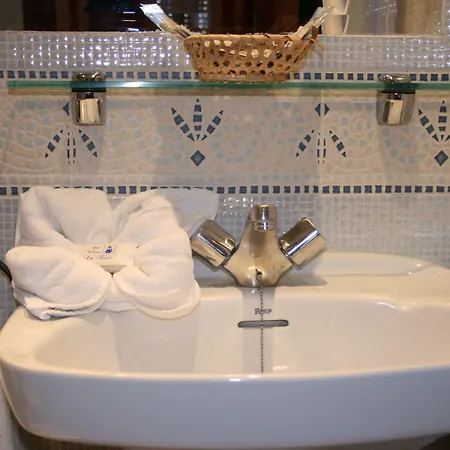 La Fuente *