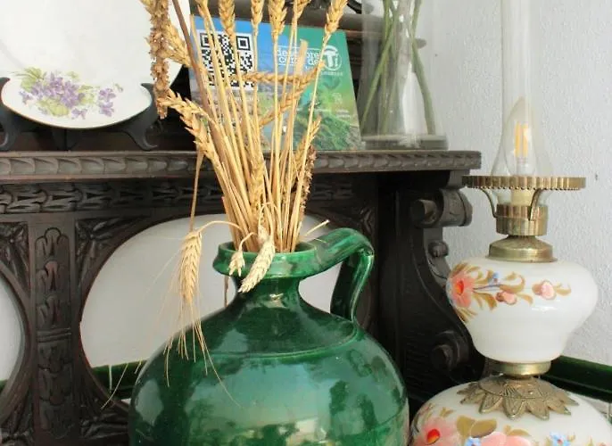 オスタル ラ フエンテ ゲストハウス